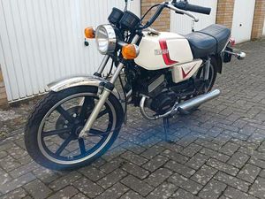 ② YAMAHA RD125 OLDTIMER