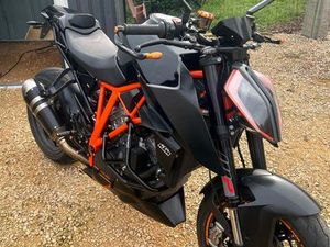 URGENT KTM SUPERDUKE R 2019