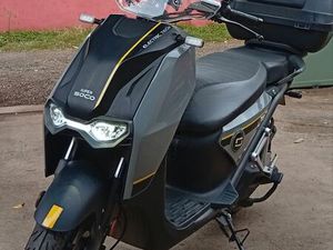SCOOTER ÉLECTRIQUE
