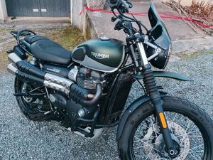 TRIUMPH SCRAMBLER 900