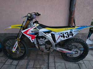 SUZUKI RMZ 450 →