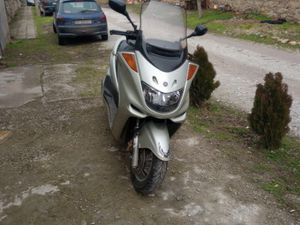 YAMAHA MAJESTY 250 →