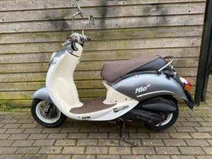 SYM MIO 50 SNOR 2015 — SCOOTERS | SYM — MARKTPLAATS