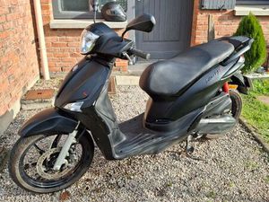 PIAGGIO LIBERTY 50 S – 2021 – 455 KM RÉELS – PRÊT À ROULER