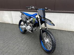 ② YAMAHA YZ250F 2024