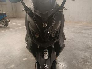 ② À VENDRE : CYCLOMOTEUR COMME NEUF