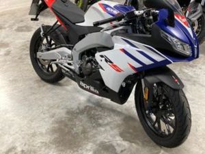 APRILIA RS 125 2024 125 CM3 | MOTO SPORTIVE | 200 KM | BLEU | 01250 CEYZERIAT