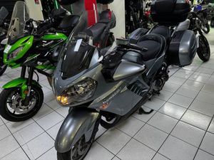 KAWASAKI GTR 1400