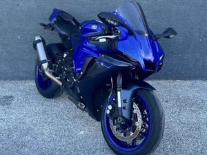 YAMAHA YZF 1000 R1 CROSS PLANE 2023 1000 CM3 | MOTO SPORTIVE | 15 200 KM | BLEU | 66000 PERPIGNAN