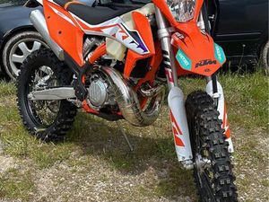 300 KTM EXC TPI 2023 - 20 HEURES