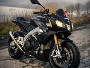 APRILIA TUONO V4