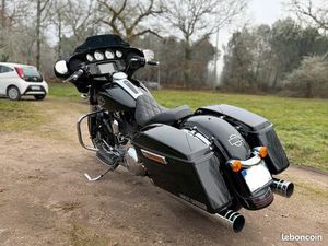 HARLEY DAVIDSON STREET GLIDE SPECIAL FLH