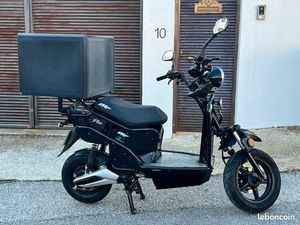 2 SCOOTERS ÉLECTRIQUES E-PTIO IMF RECONDITIONNÉS