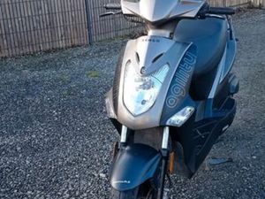 VENDS SCOOTER KYMCO AGILITY 50 4 TEMPS EURO 5