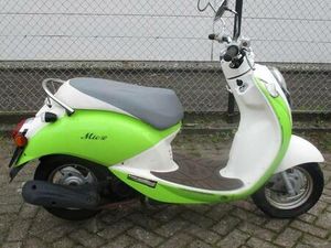 ② SCOOTER SYM MIO 50 CC B