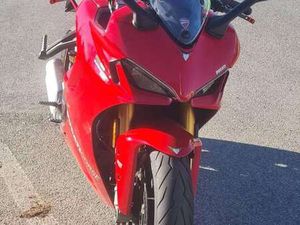 DUCATI SUPERSPORT ROSSO