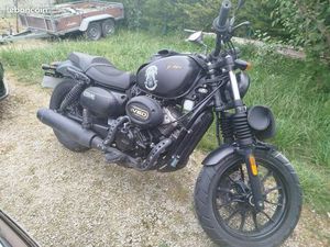 MOTO HYOSUNG 125 BOOBER