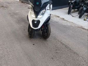 PIAGGIO MP3 350 SPORT