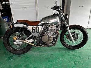 MOTO HONDA FLAT TRACK