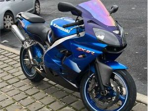 KAWASAKI ZX9R