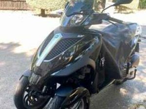 PIAGGIO - MP3 300 LT