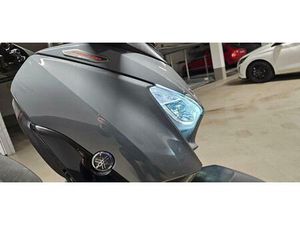 YAMAHA XMAX 300