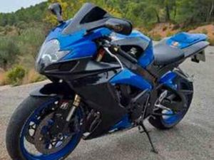 SUZUKI - GSXR K7