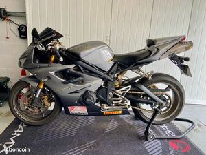DAYTONA 675 2006