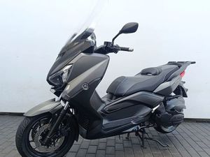 YAMAHA X-MAX