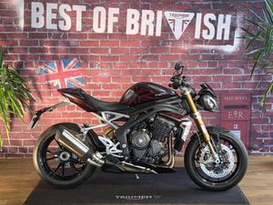 TRIUMPH SPEED TRIPLE 1200 RS 1160 CM3