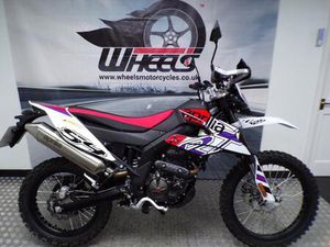 2024 APRILIA RX125 WITH ONLY 291 MILES FROM NEW