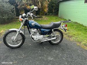 CUSTOM CM 125 HONDA