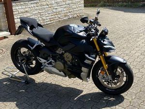 DUCATI STREETFIGHTER V4S