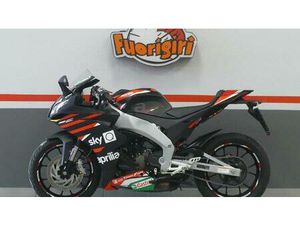 VENDO APRILIA RS 125 GP REPLICA (2021 - 24) USATA A CERTALDO (CODICE 9928975) - MOTO.IT