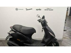VENDO PIAGGIO ZIP 50 S 4T (2021 - 25) USATA A TORINO (CODICE 9928839) - MOTO.IT