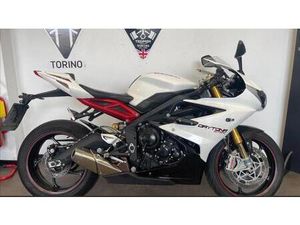VENDO TRIUMPH DAYTONA 675 R ABS (2009 - 16) USATA A TORINO (CODICE 9928710) - MOTO.IT