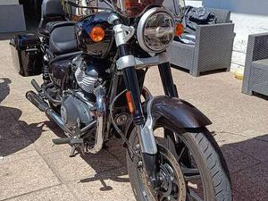 ROYAL ENFIELD SUPER METEOR 650 NERO