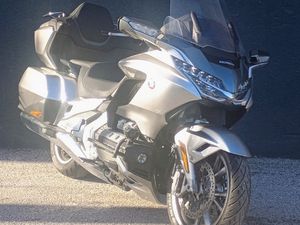 HONDA GL 1800 GOLDWING TOURING DCT AIR BAG GPS