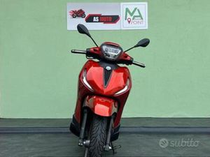 PIAGGIO BEVERLY 300 - 2023 IN PROMOZIONE