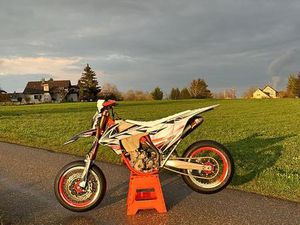 VERKAUFE SUPERMOTO KTM EXC 350 SIX DAYS