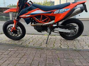 KTM 690 SMC-R | 2.800 KM | NEUWERTIG | SMCR SMC SUPERMOTO