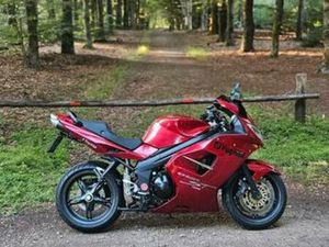 TRIUMPH SPRINT ST 1050 - SPORTIEVE TOURMOTOR — MOTOREN | TRIUMPH — MARKTPLAATS