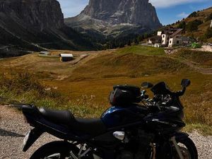 BIETE EINE SUZUKI BANDIT GSF 1200 AN