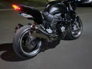 KAWASAKI Z1000 ABS DARK EDITION