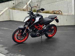 KTM DUKE 390 / MIT QUICKSHIFTER / 1790KM
