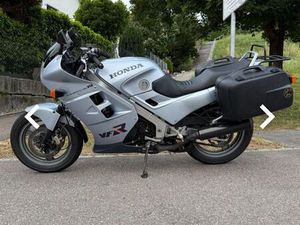 HONDA VFR 750