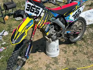 2013 RMZ250