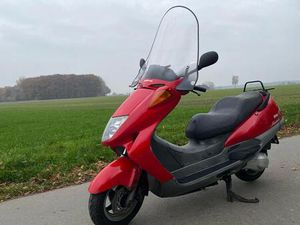 HONDA FES 125 PANTHEON 15 PS 2 TAKT ROLLER LEICHTKRAFT TÜV 12/27