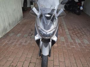 YAMAHA NMAX 125