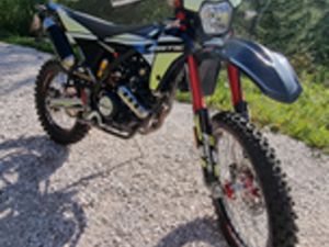 FANTIC 125 XEF COMPETITION